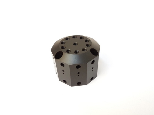 Mecanizado CNC Acetales de la parte médica limpio acabado